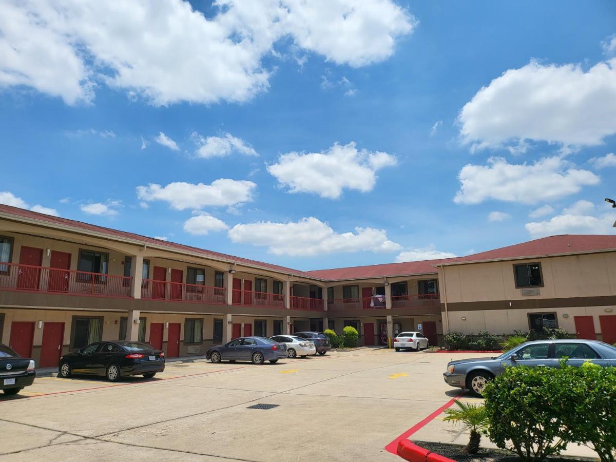 Palace Inn Sam Houston Race Park West Road Екстериор снимка