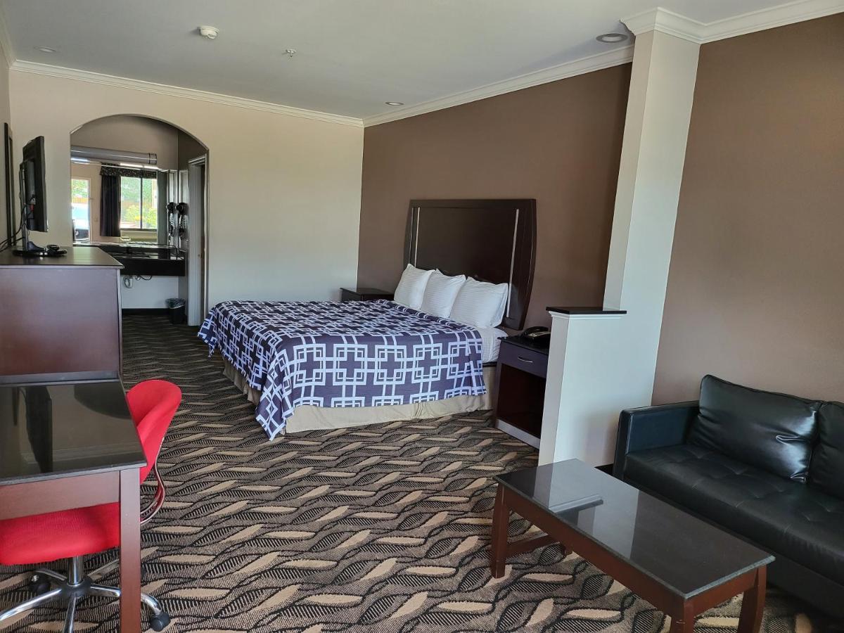 Palace Inn Sam Houston Race Park West Road Екстериор снимка