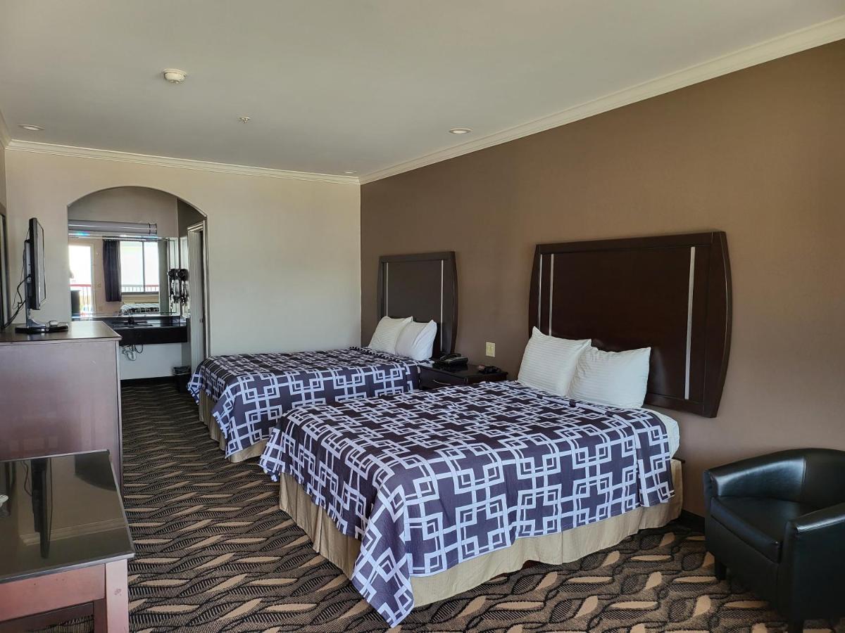 Palace Inn Sam Houston Race Park West Road Екстериор снимка